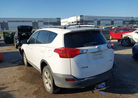 2013 Toyota Rav4 Xle z USA, uszkodzony, nr VIN 2T3WFREV1DW060579